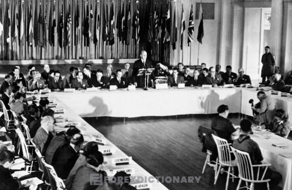 Tại Bretton Woods, New Hamsphire, Mỹ diễn ra Hội nghị Tài chính và tiền tệ do Liên hợp quốc tổ chức